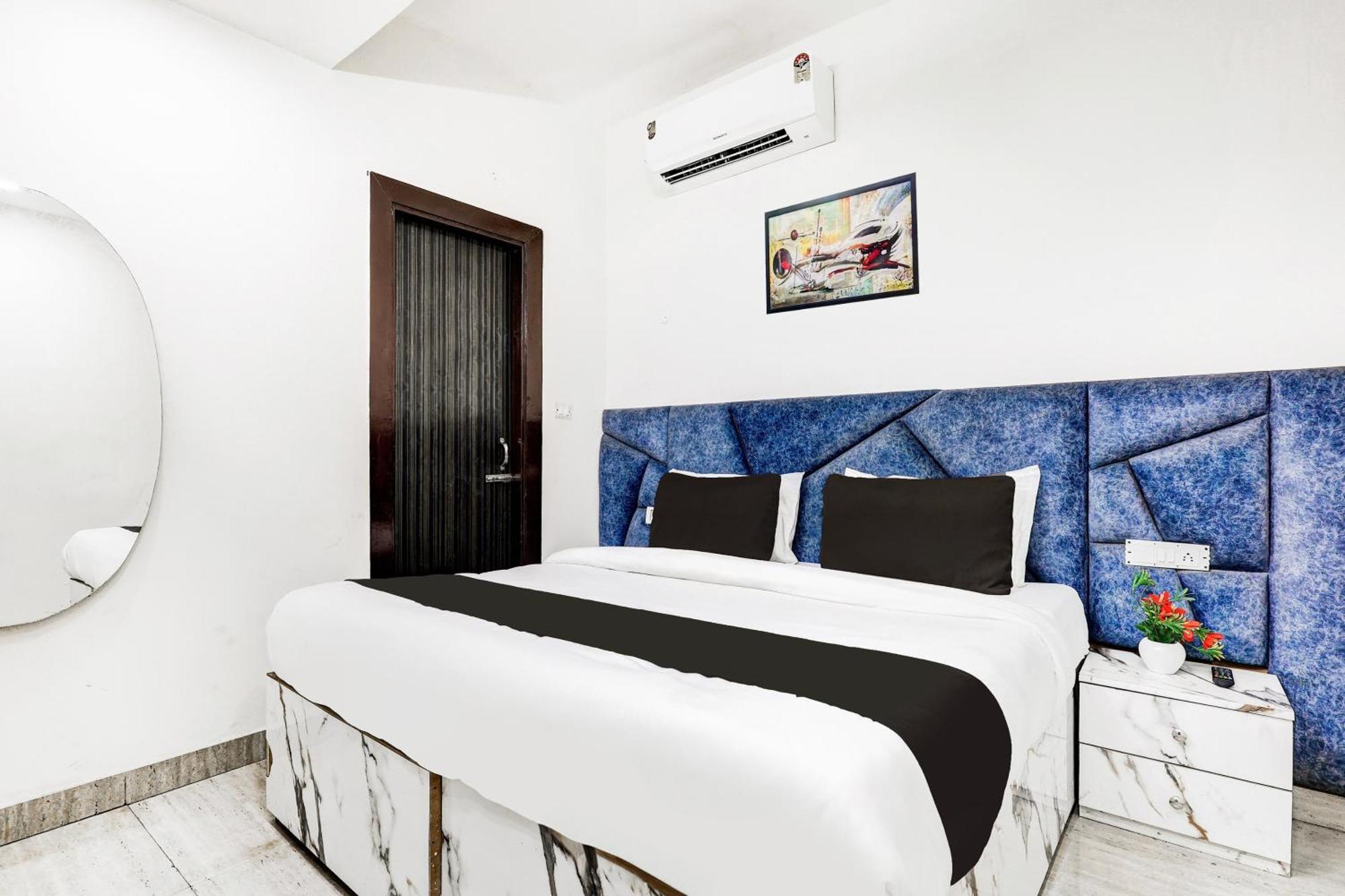 Hotel O Clock Tower Inn Yeni Delhi Dış mekan fotoğraf